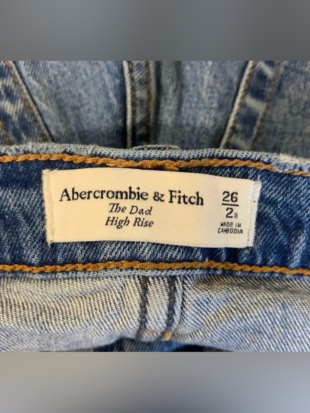 Abercrombie & Fitch Distressed Dad High-Rise Jeans. Size 26/2. - Picture 6 of 16